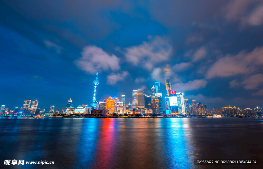 上海外滩璀璨夜景