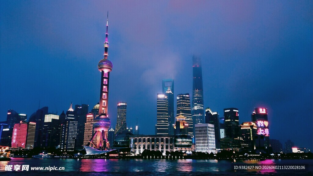 上海外滩璀璨夜景