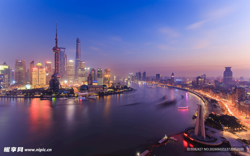 上海外滩璀璨夜景风光