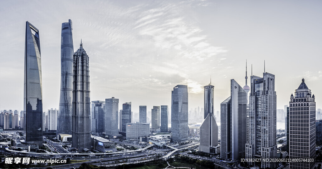 现代都市高楼林立景观