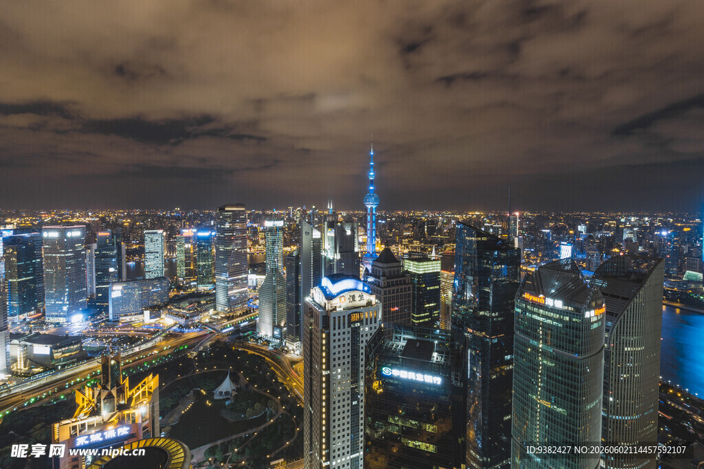 上海璀璨夜景繁华都市风貌