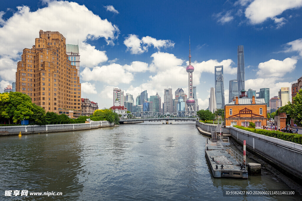 上海河畔城市风光美景
