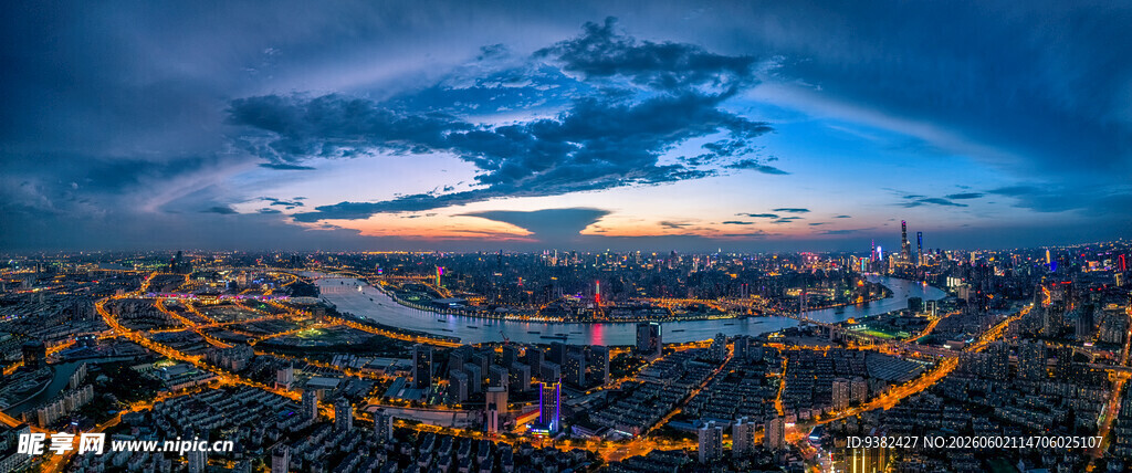 城市夜景全景俯瞰图