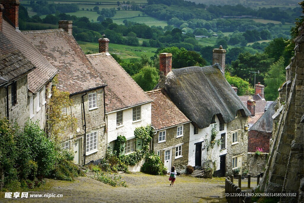 英国乡村古朴小屋风景