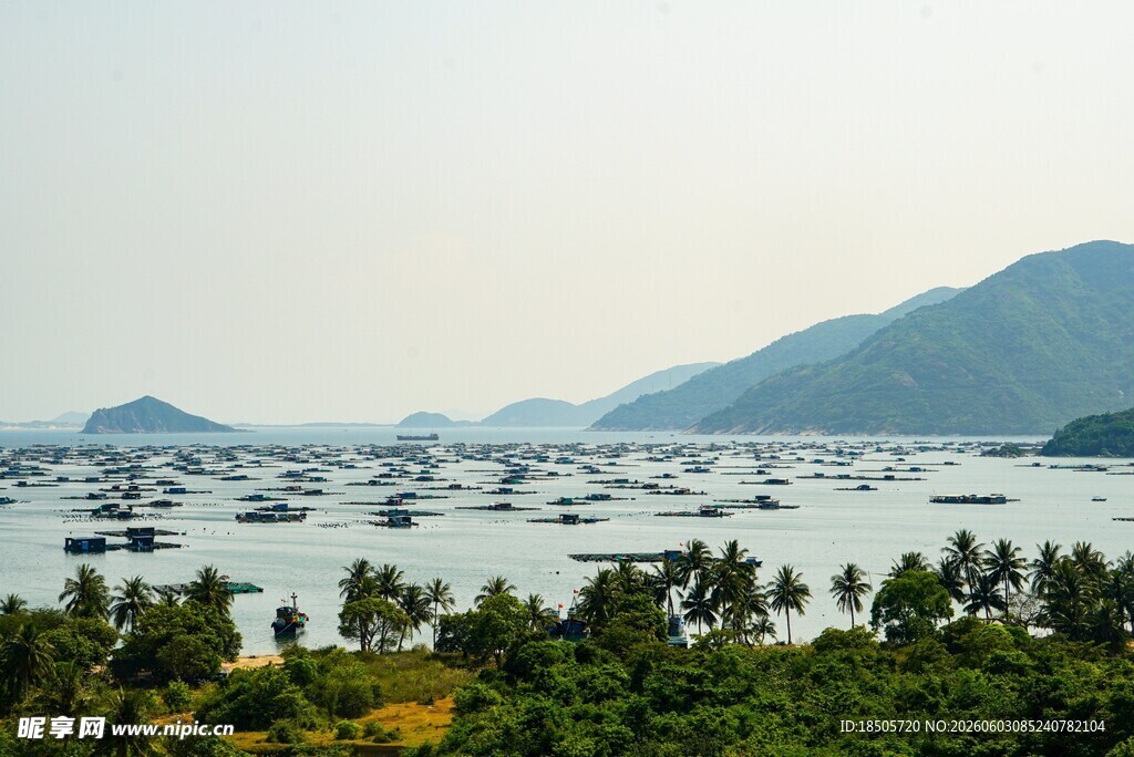 海上渔村风光