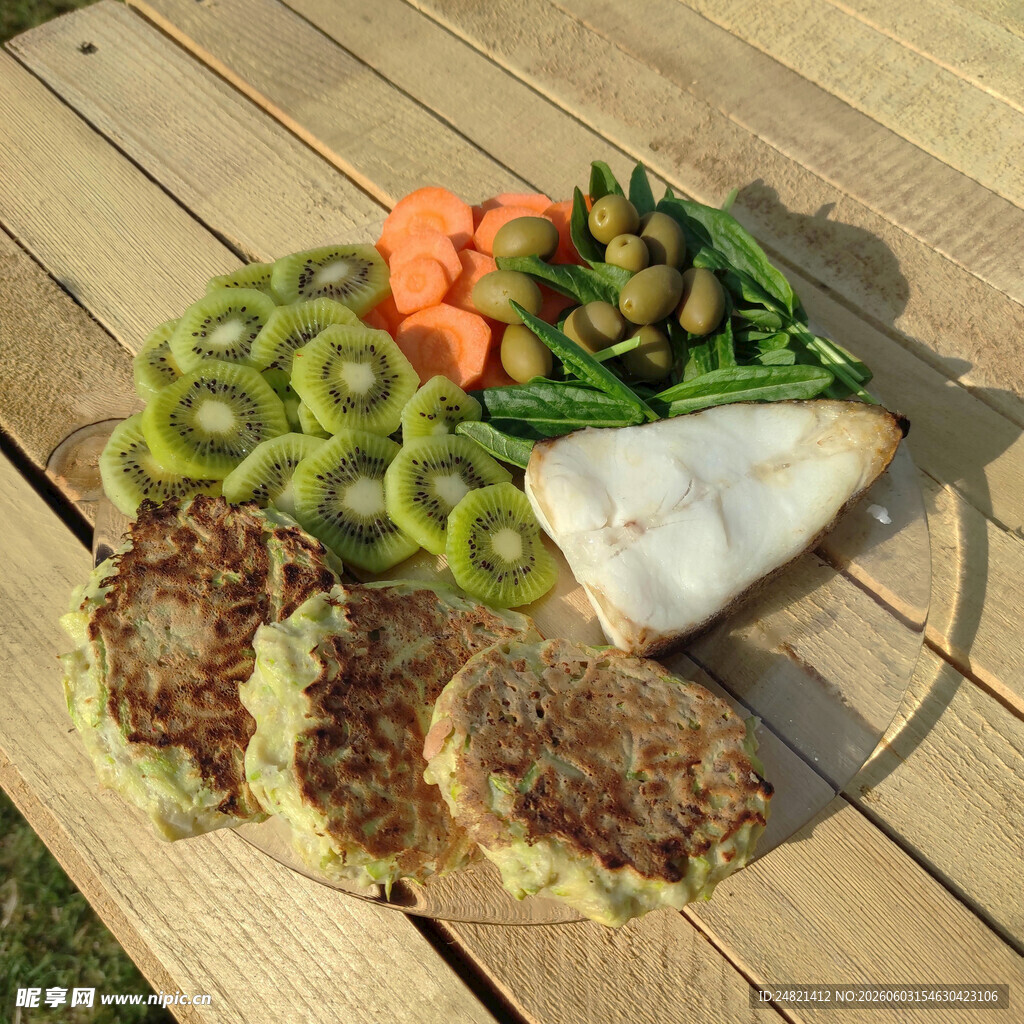 美味健康的户外素食拼盘