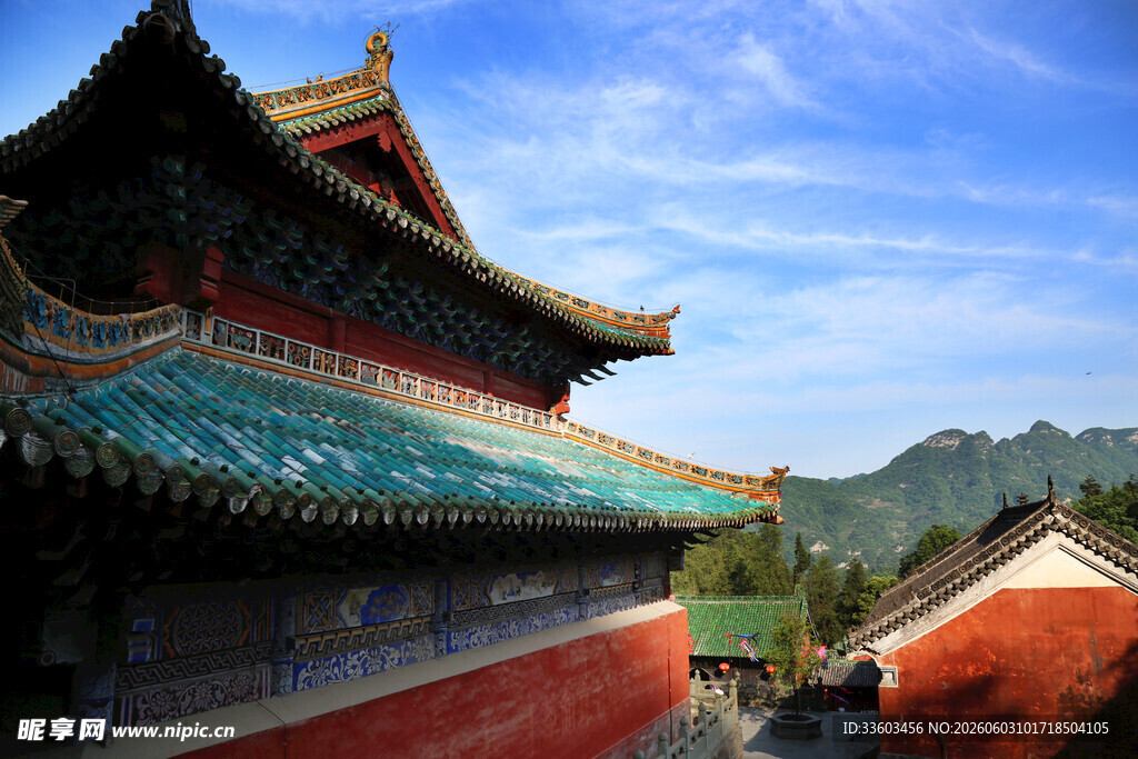 中式古建筑屋顶风光