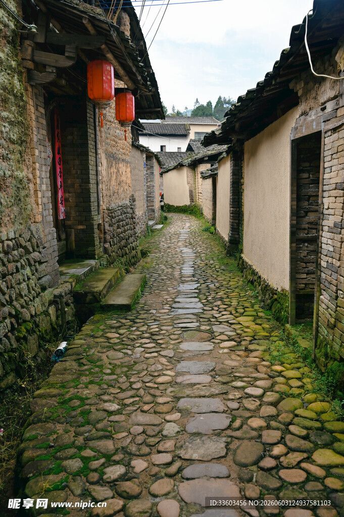 古巷石板路静谧民居景