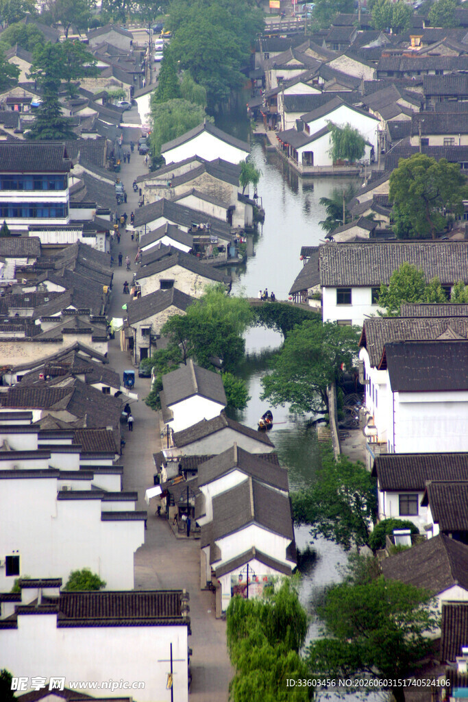 江南水乡古村落俯瞰景