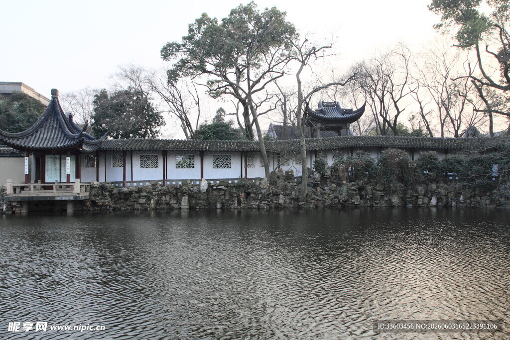中式水边古建筑景观