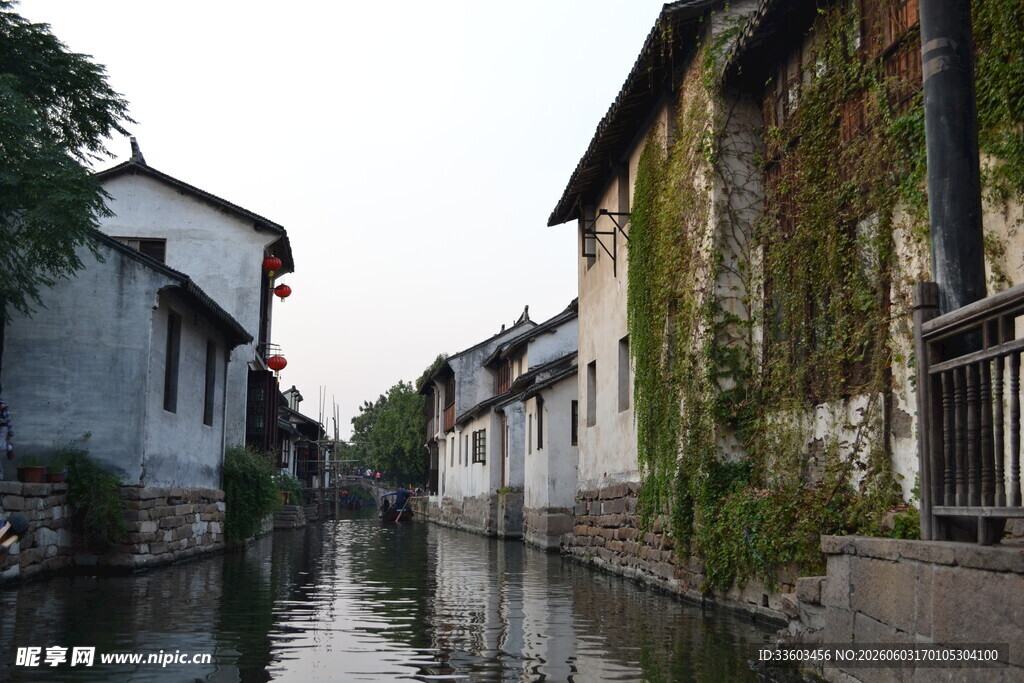 江南水乡小巷河道美景