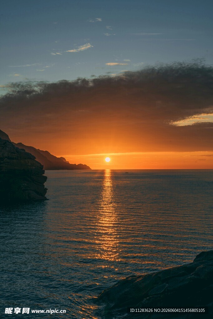 海上日落美景