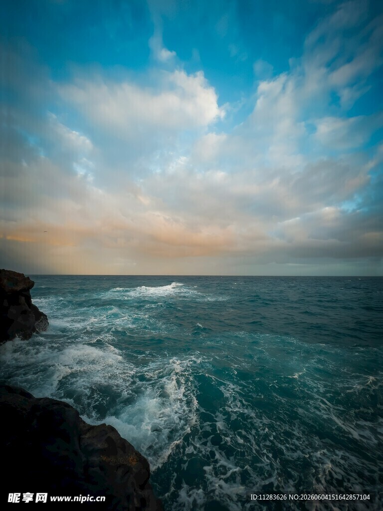 海边黄昏美景