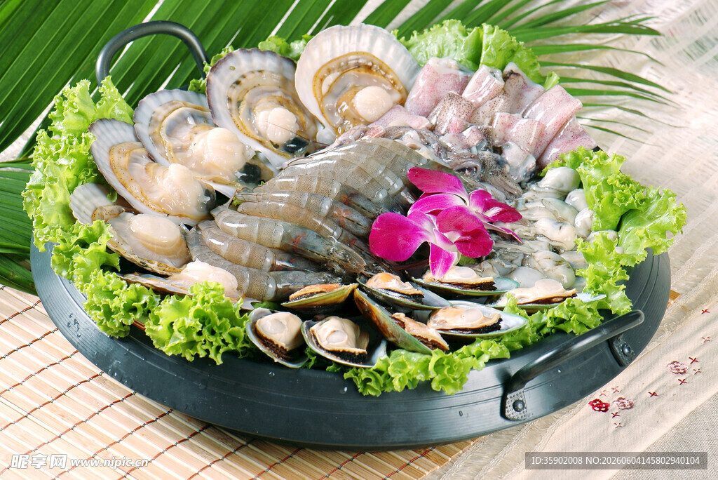 海鲜拼盘邂逅鲜美滋味