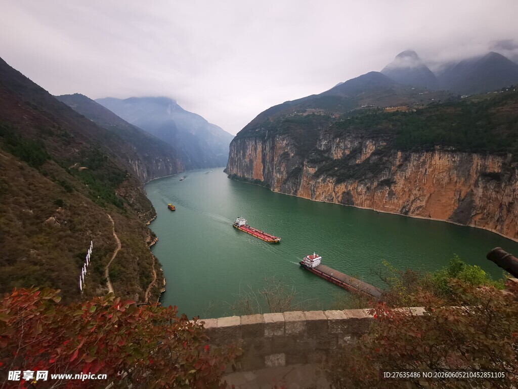 壮丽长江峡谷江景风光