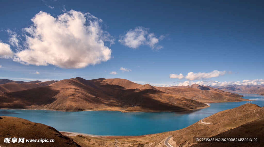 高原蓝湖美景