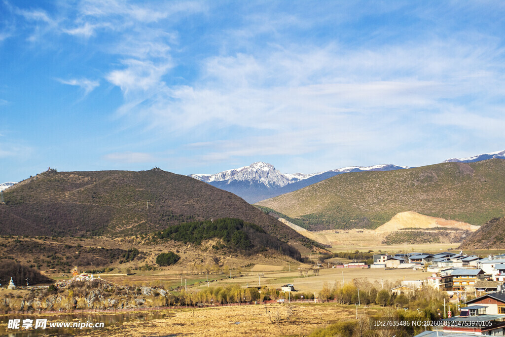 山间村落远景