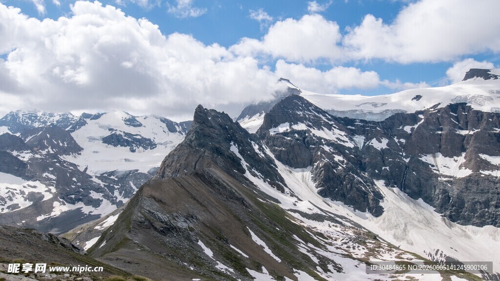 雪山