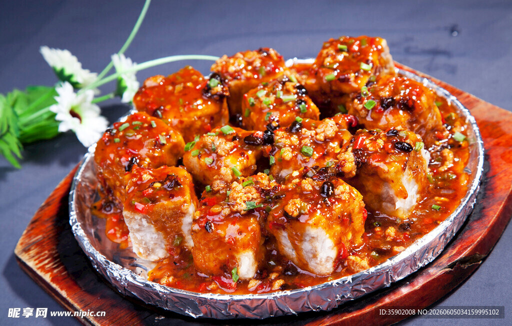 香辣铁板豆腐图片