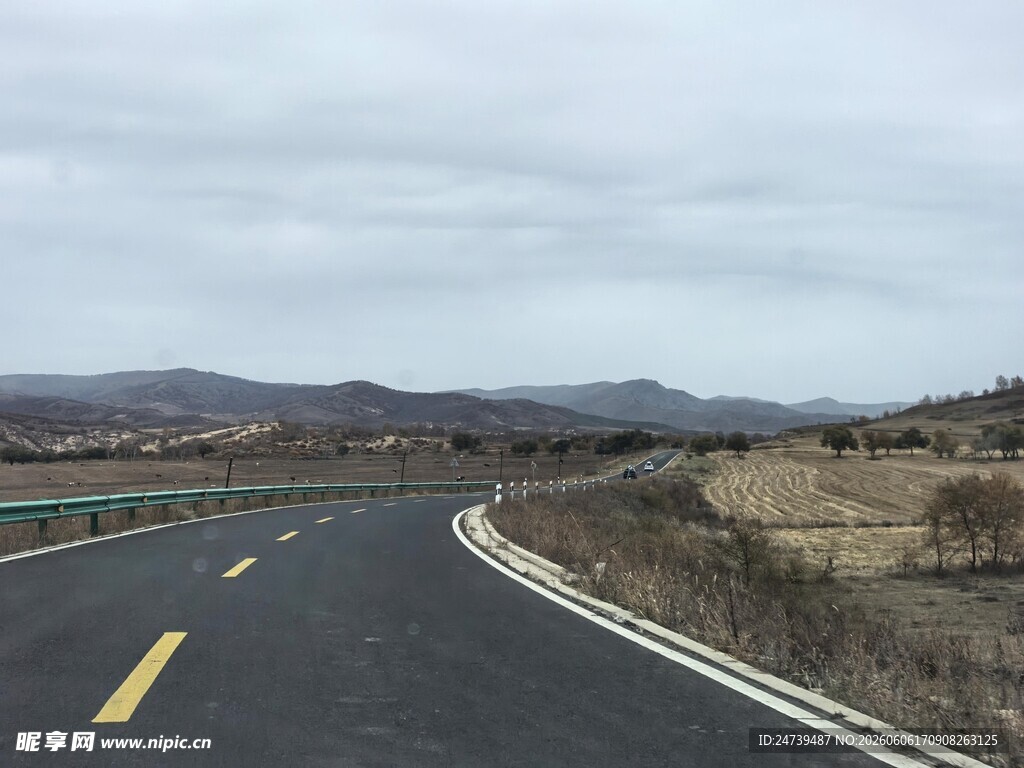 内蒙桦木沟的秋天