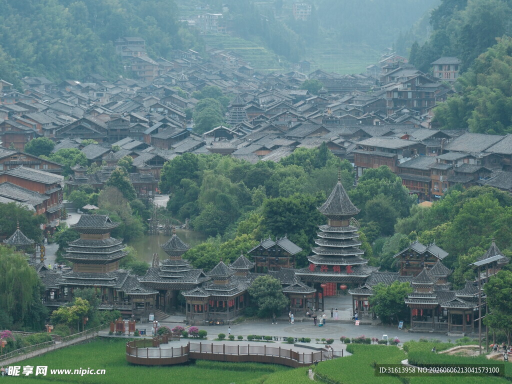 苗寨风光俯瞰