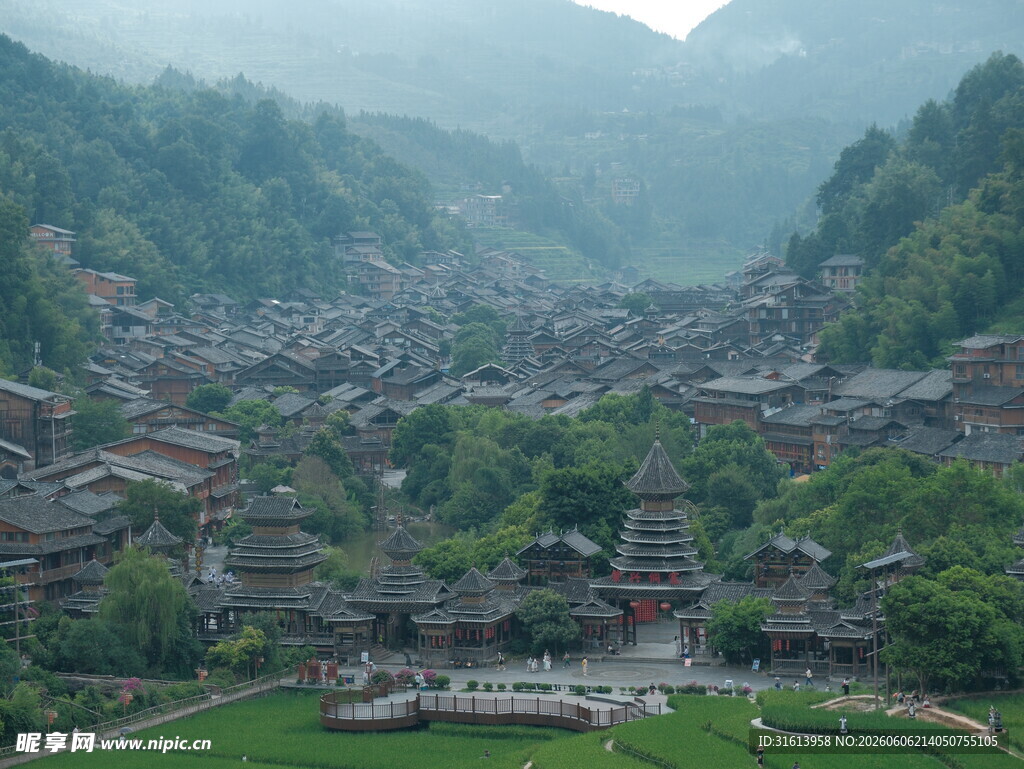 苗寨风光