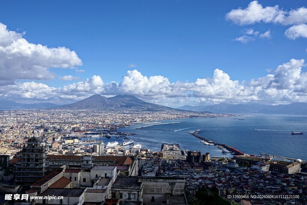 城市海滨全景风光