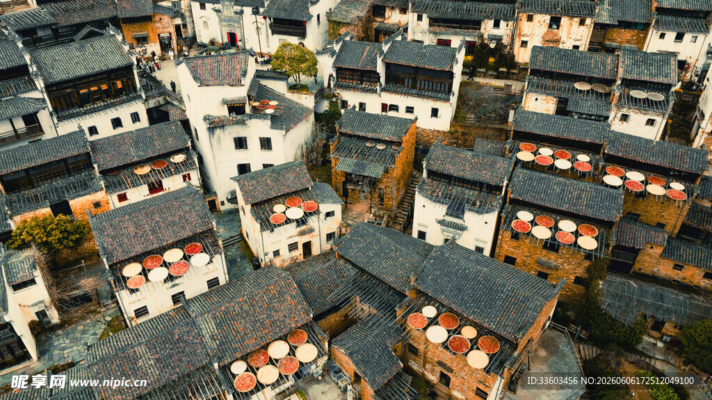 江南古村落俯瞰美景