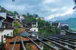 徽派村落屋顶与远山景致