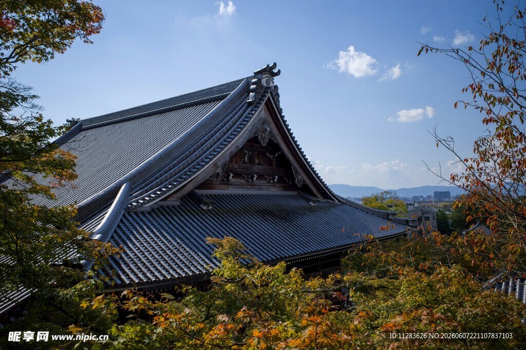 日式古建筑屋