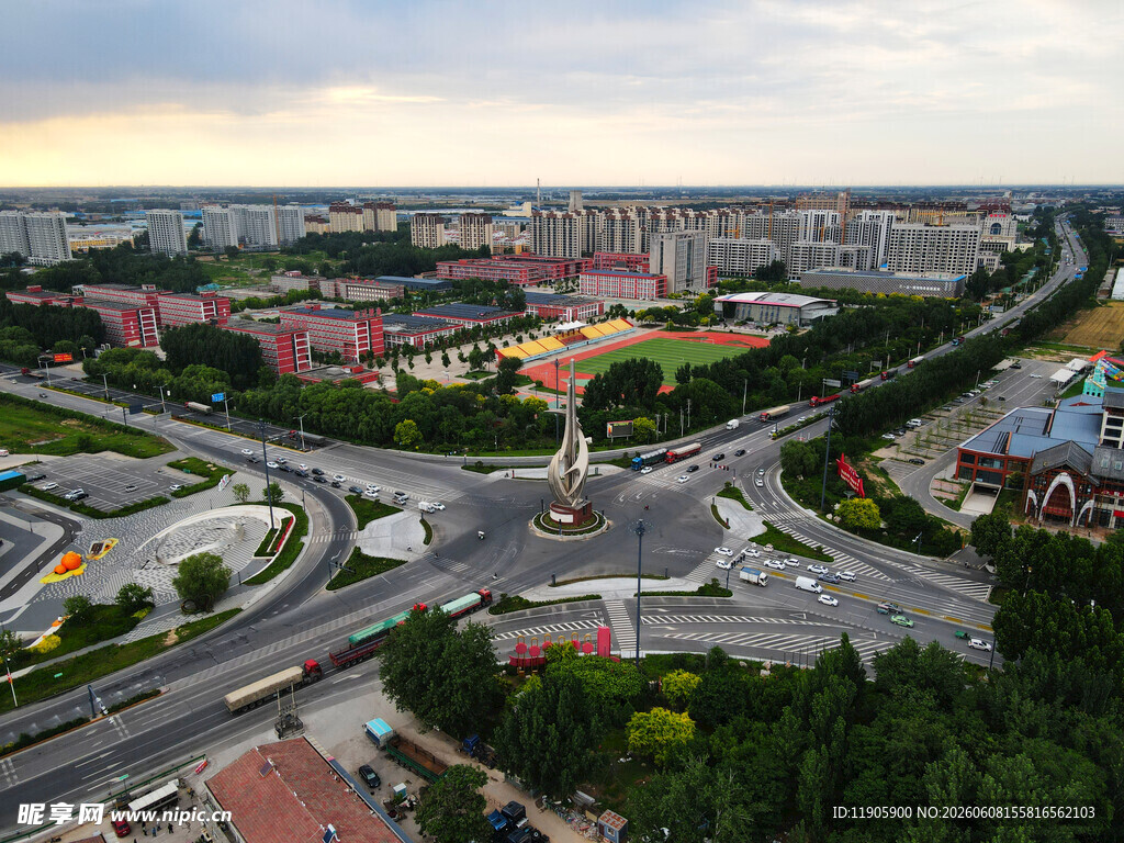 馆陶县城市十字路口全景俯瞰