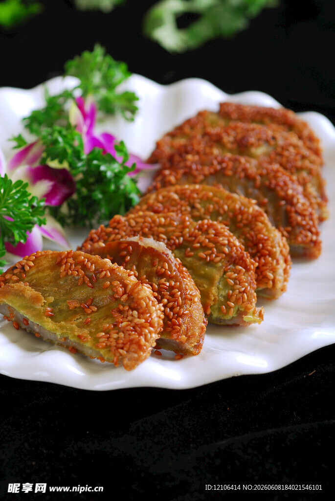 香酥美味炸肉饼