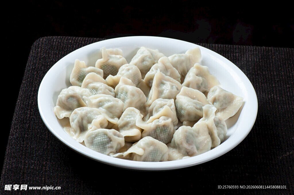 一碗美味饺子