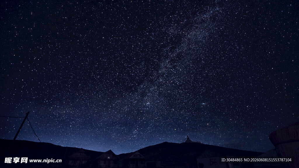 夜空下的璀璨星河
