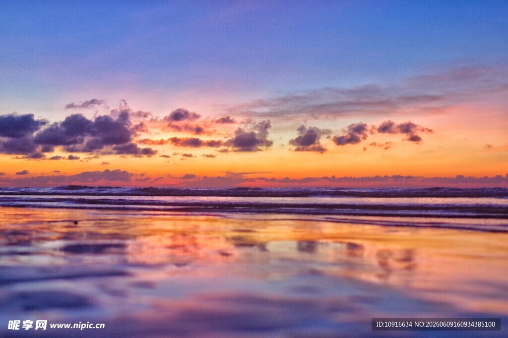 海边绚丽日出美景