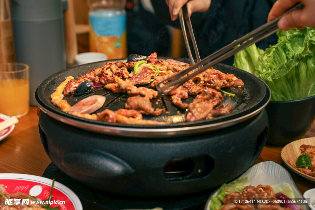 韩式烤肉美食诱人场景