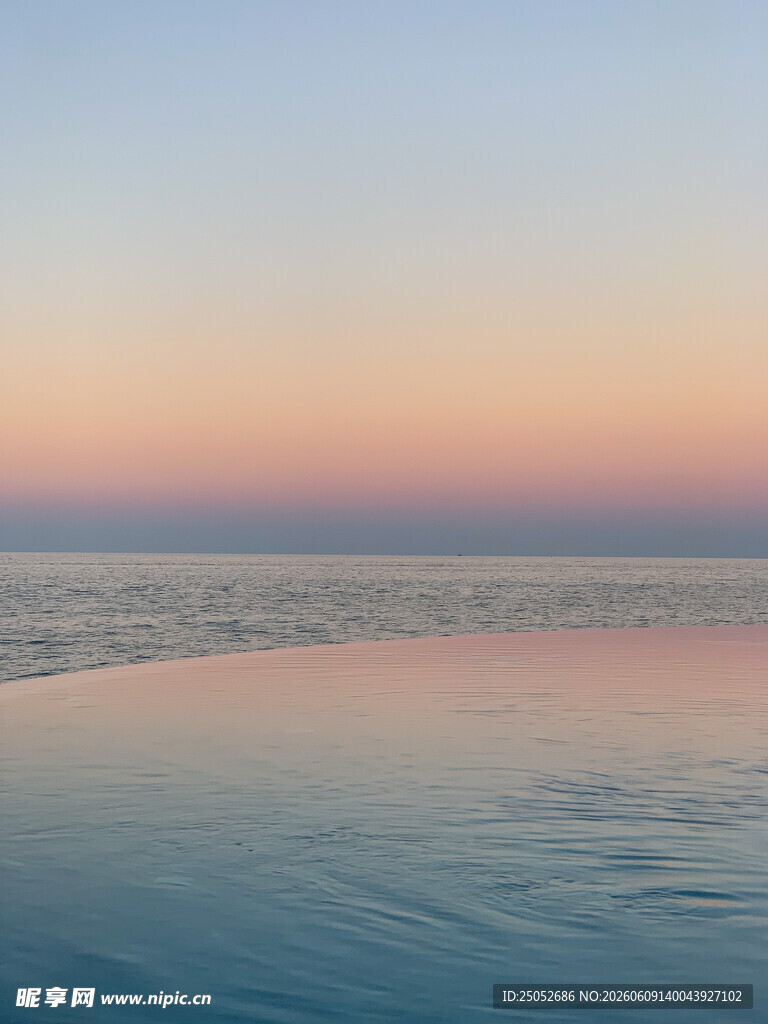 海边美丽日落水面景象
