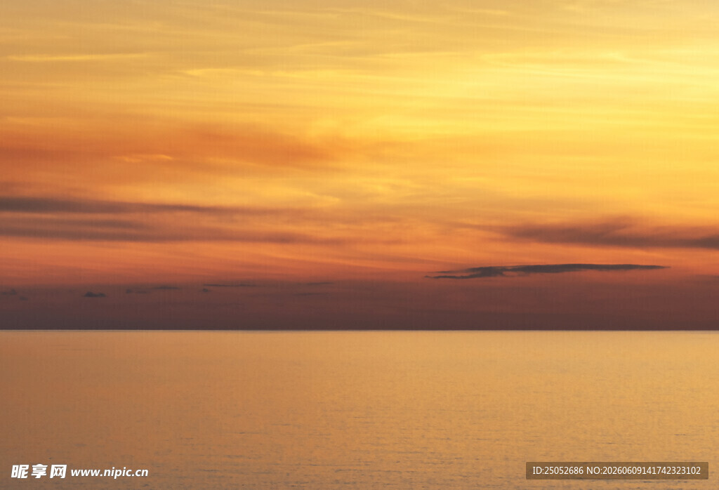 海上壮丽黄昏美景