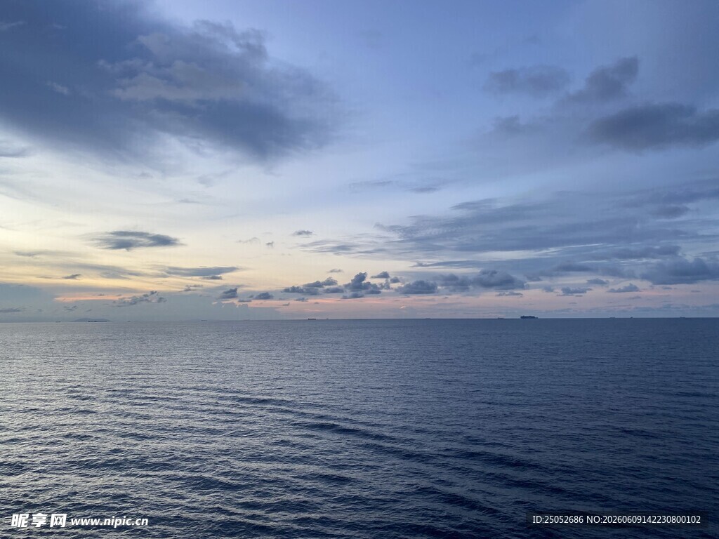 海上黄昏美景