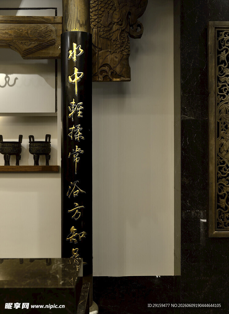 中式毛笔挂饰艺术展示