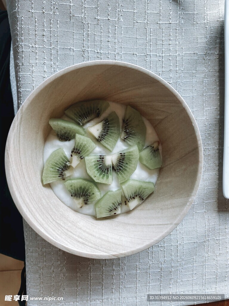 碗中猕猴桃切片