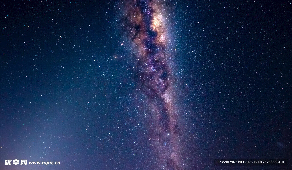璀璨星河中的壮丽宇宙景观