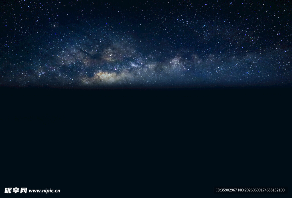 夜空下的璀璨星河
