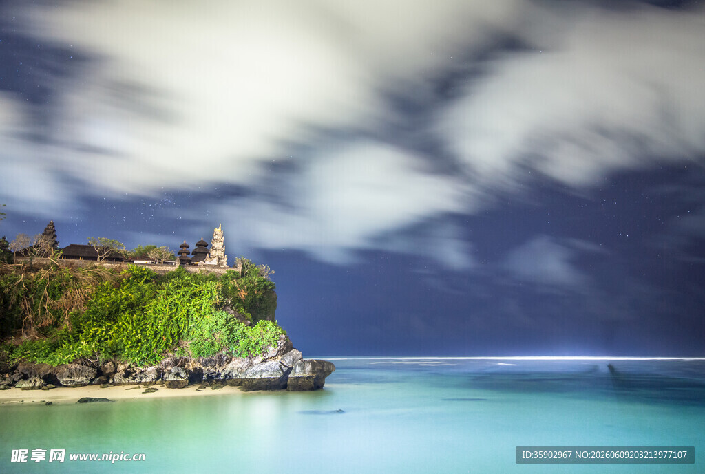 海边城堡美景