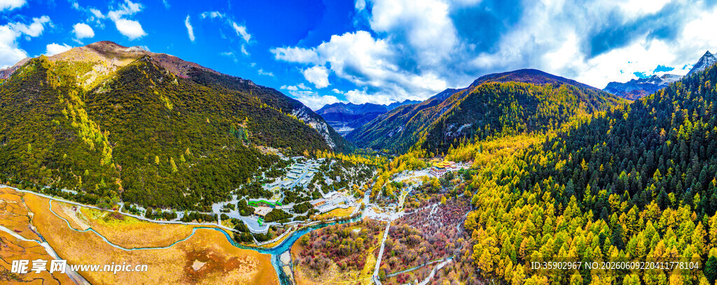 山间秋色美景
