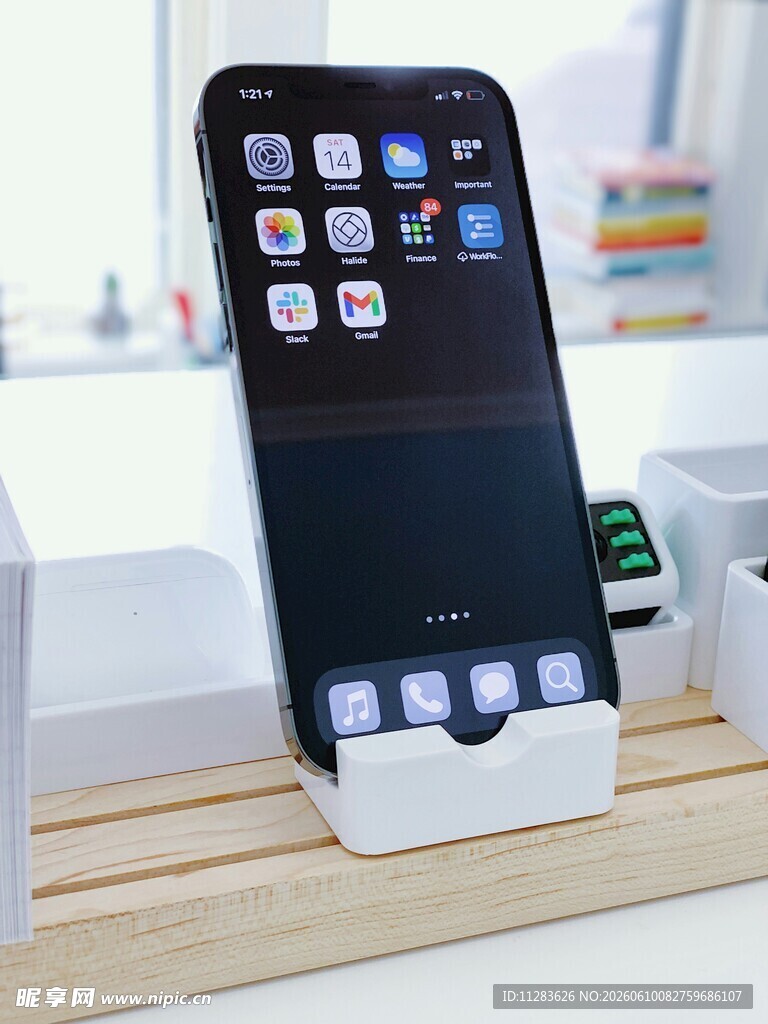 手机充电