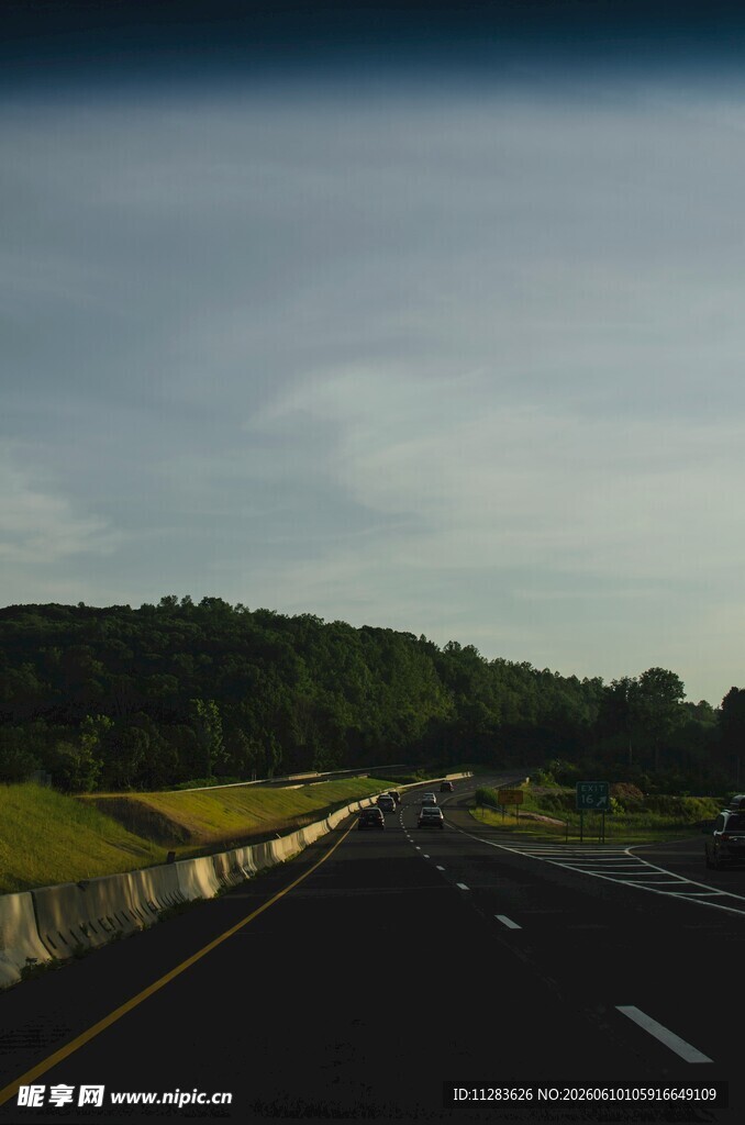 公路风景远方