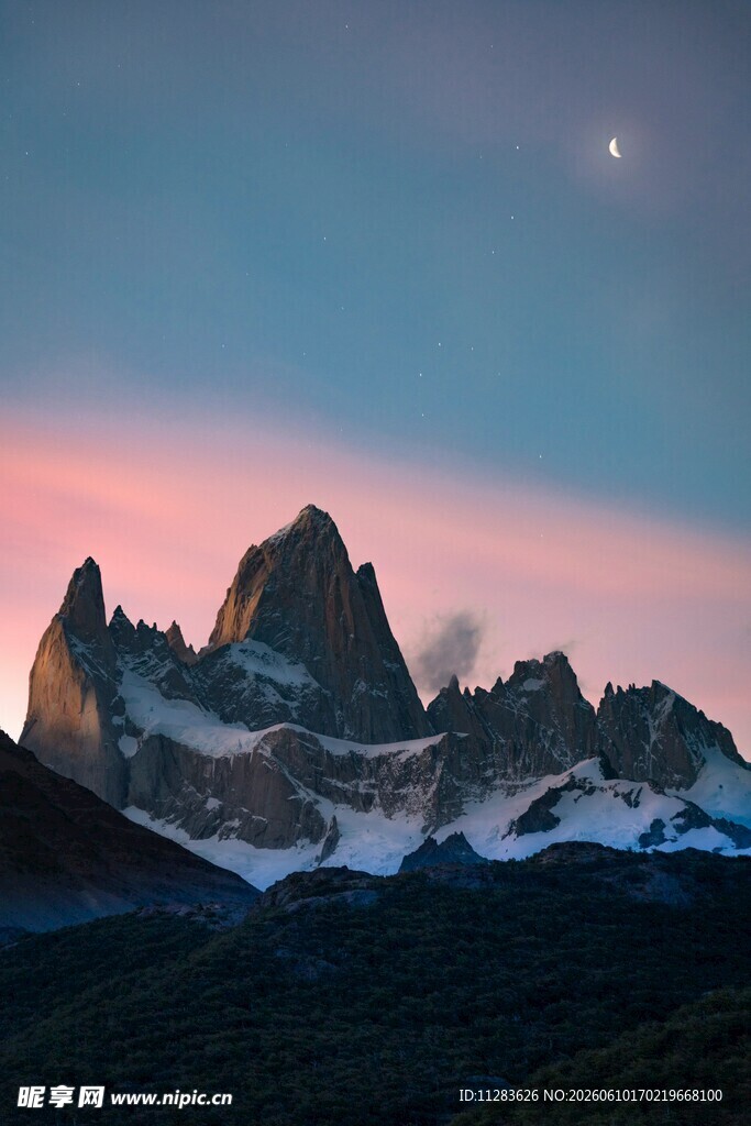 壮丽雪山