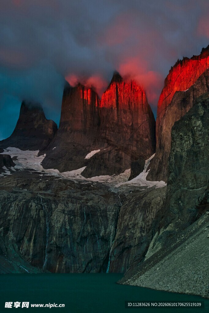 壮丽山景