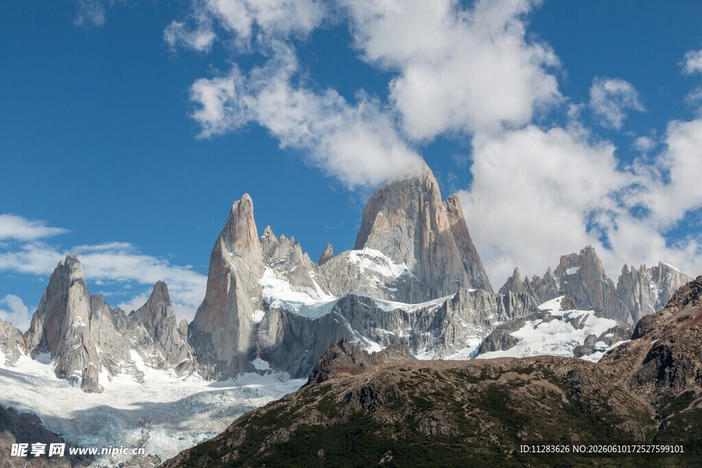 壮丽雪山美景